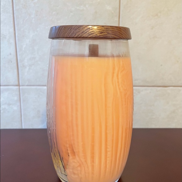 NEW YANKEE CANDLE PURE RADIANCE WHITE SUGAR & CITRUS ZEST 22 oz - Picture 7 of 10